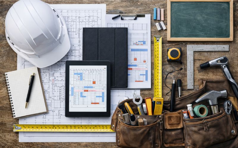 施工管理の仕事に必要な道具とは?